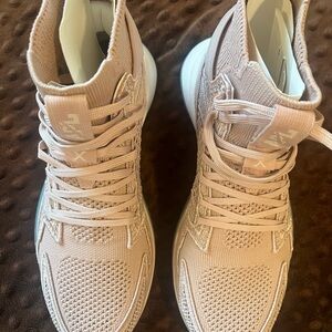 APL dust rose  concept X Sneakers with Breathable Mesh Upper